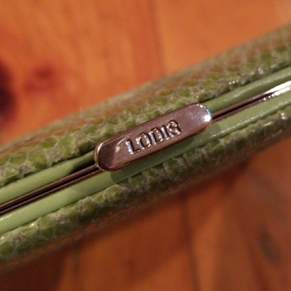 Lodis wallet, fabulous green!